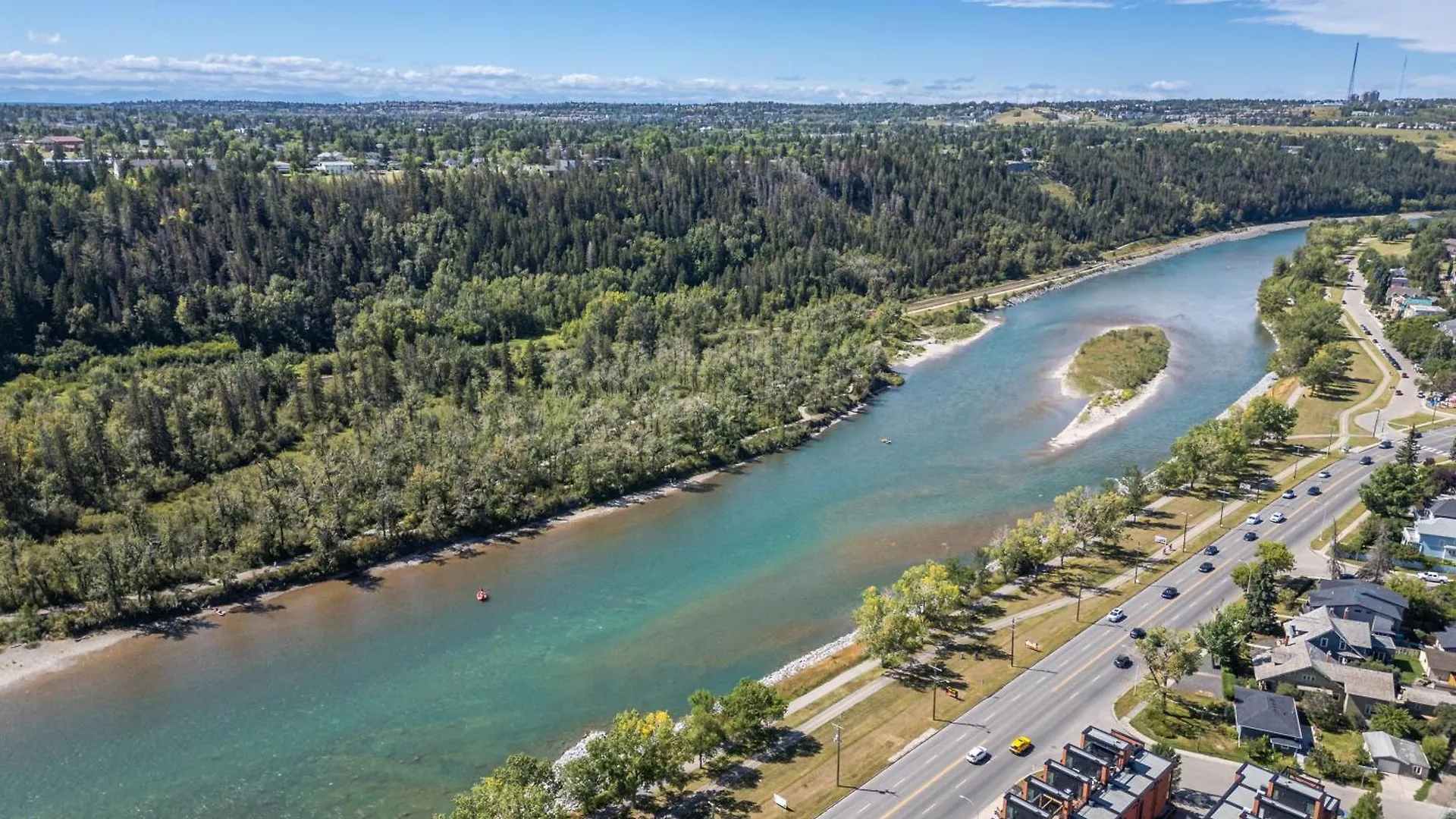 3Bd Luxury Home, Steps To Calgary Dt, River, Hospital