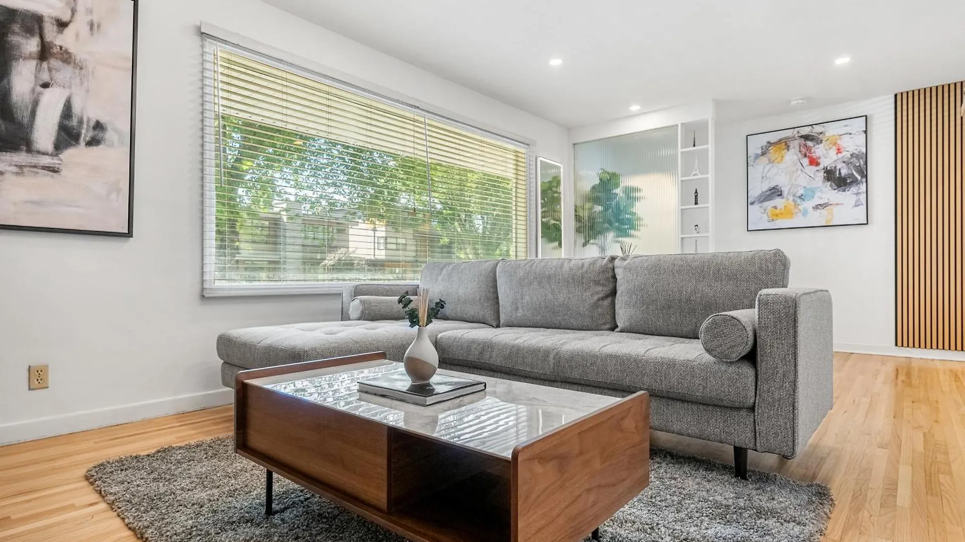 3Bd Luxury Home, Steps To Calgary Dt, River, Hospital